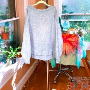 heather grey babydoll crewneck pullover 🌊